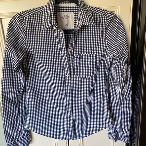 Shirt - Picture 1 of 1